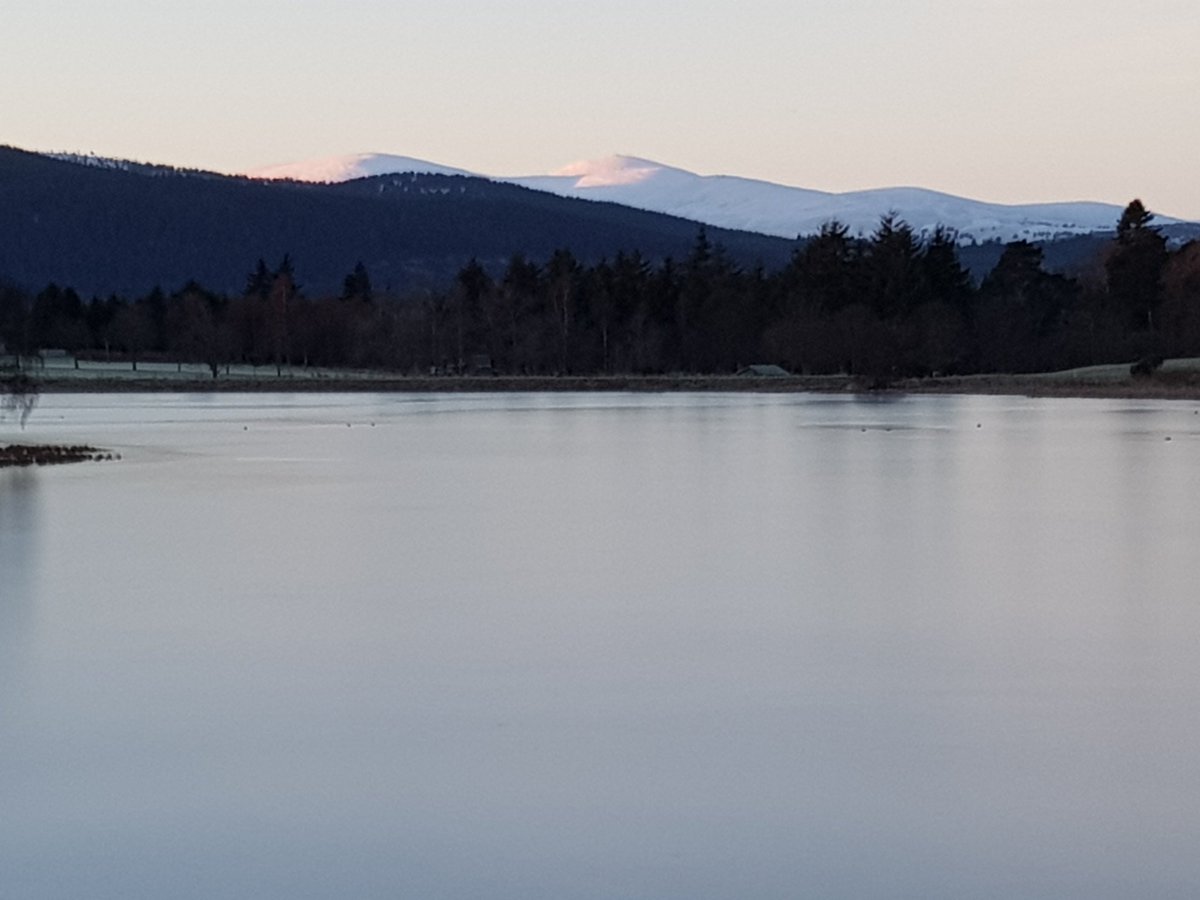 Brighten your day with a stay at the Lodge. Pic of the snow capped Mount Keen with the early morning sun. #visitroyaldeeside #highlandretreatspa