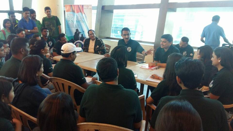 IndiaOneForAll's tweet photo. Atharva Foundation chairman Shri. Sunil Rane addressed all the volunteers after the Sunday Awareness Campaign at NSCI, Worli.He motivated  everyone for making "One For All, All For One" program a huge success.

#OneForAll #IndianArmedForces #AtharvaFoundation #31JanuaryNSCI https://t.co/bbCuqnuSts