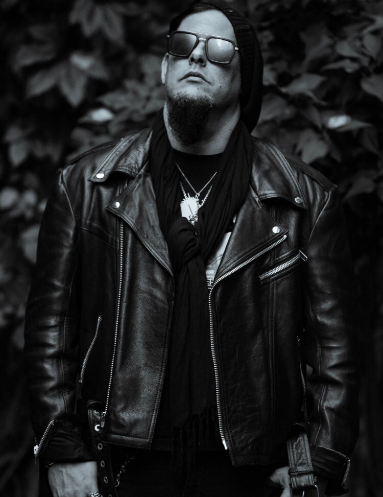 Melanie Burnett tweet media