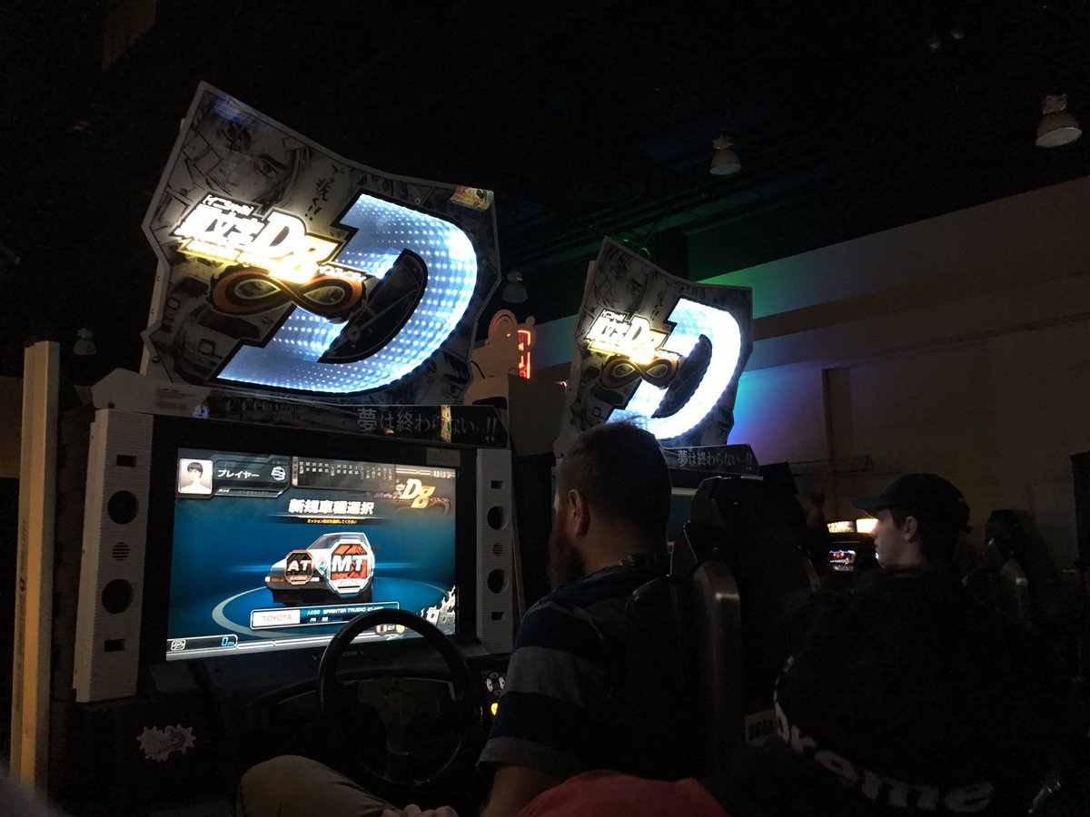 evaction's tweet photo. 5 am Inital D racing at @MAGFest #magfest #magfest2018 #initiald #arcade #racing #difting https://t.co/PsuBlf2Sa2