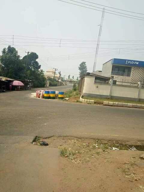 NNNewsMedia's tweet photo. Putting Intel community on notice. Nigerian Govt. Set to bring in it Jihad Fulani Herdsmen/BokoHaram recruited in Nigerian securities to terrorise,torture,extort, kill and intimidate peaceful people of Afaraukwu Ibeku.
@UNGeneva

https://t.co/3OhsXglvve https://t.co/TuyfdjE4mk https://t.co/Vxq4E9X9bI