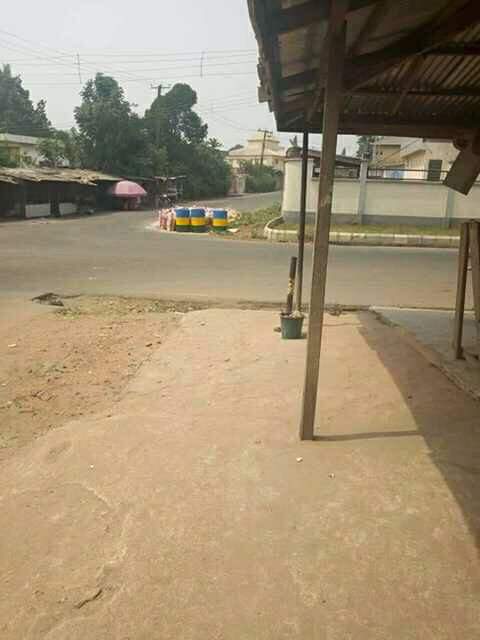NNNewsMedia's tweet photo. Putting Intel community on notice. Nigerian Govt. Set to bring in it Jihad Fulani Herdsmen/BokoHaram recruited in Nigerian securities to terrorise,torture,extort, kill and intimidate peaceful people of Afaraukwu Ibeku.
@UNGeneva

https://t.co/3OhsXglvve https://t.co/TuyfdjE4mk https://t.co/Vxq4E9X9bI