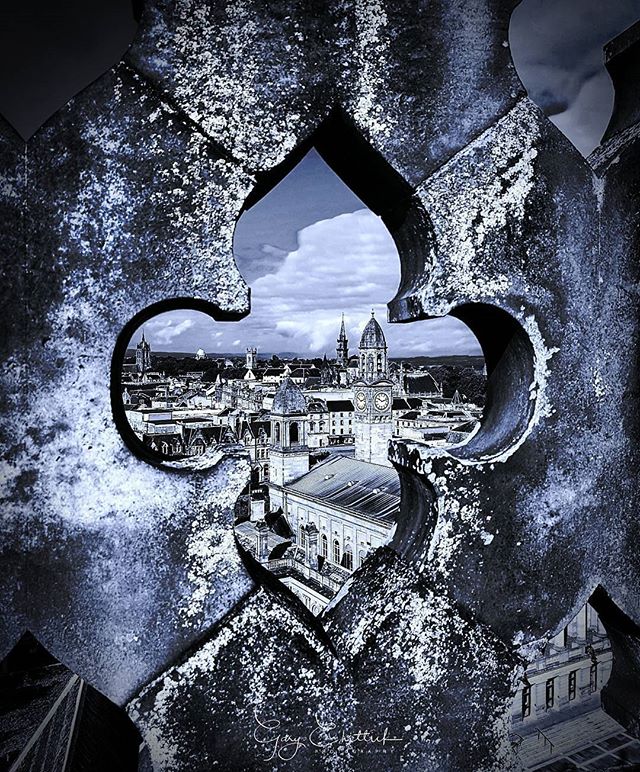 VisitScotland's tweet photo. What a view of #Paisley's skyline from the roof of the 12th century Paisley Abbey! 👌 #ScotSpirit 📷 @gbc123 https://t.co/kIgRIc3UZs