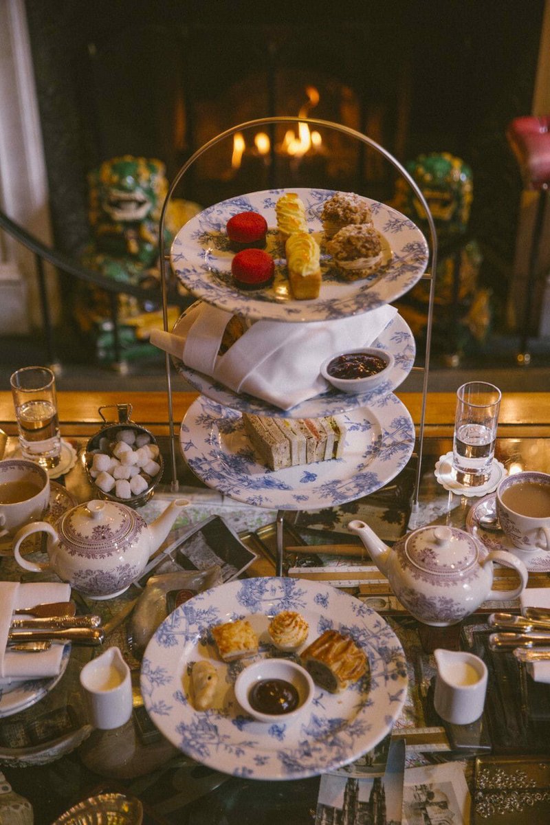 mmmafternoontea's tweet photo. Or perhaps a a cosy #afternoontea by the fire? #cosyafternoons #sittingbythefire #letskeepwarm https://t.co/TokJqgQklR