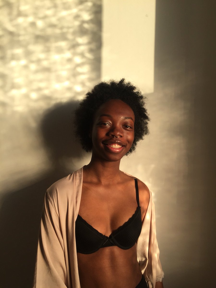 LEEDSRAGFASHION's tweet photo. Our beautiful models behind the scenes at #LRFS18 photo shoot ✨💛🎬📸🎞 #fashion #show #charity #leeds #rag https://t.co/rDHH151P67