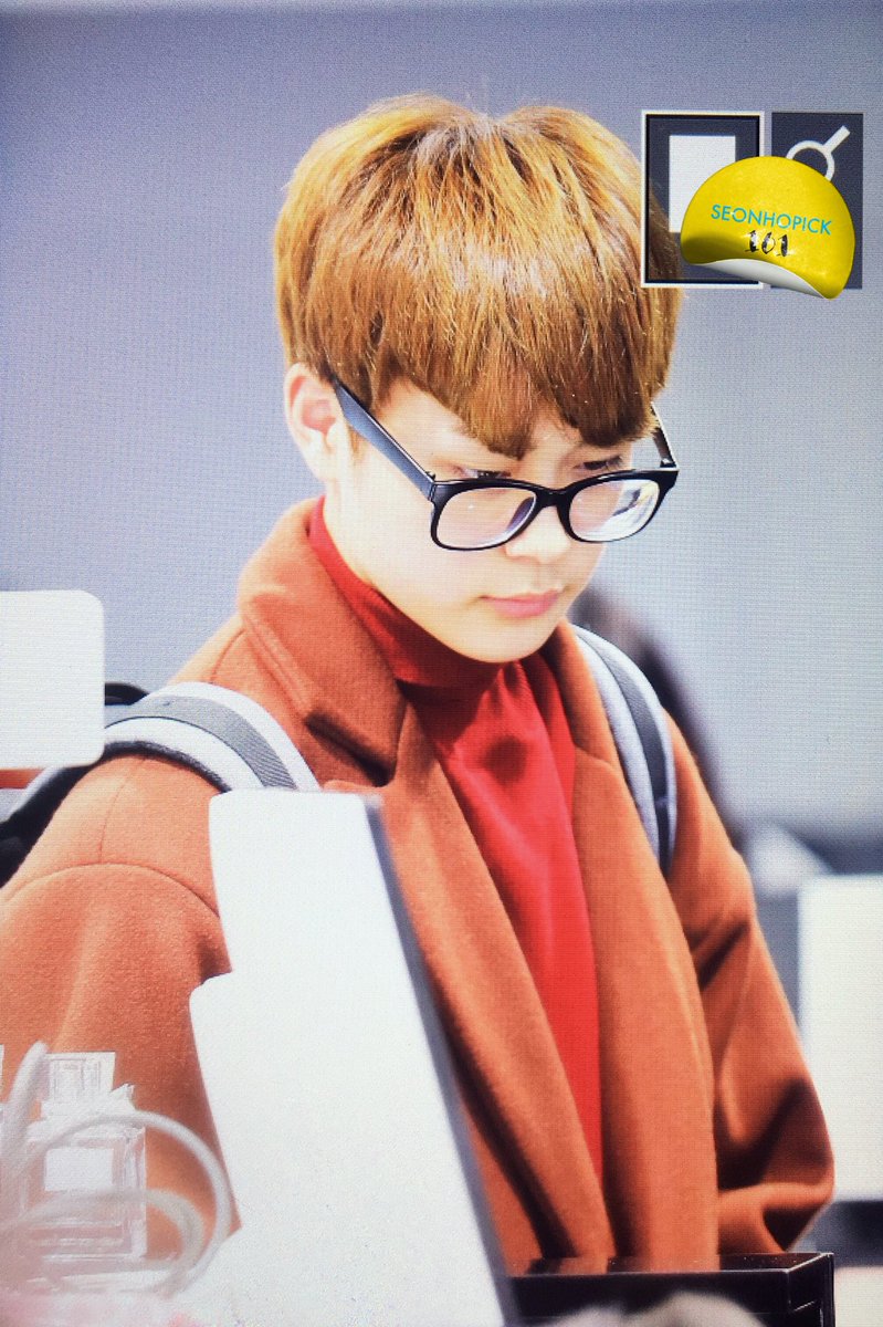 SEONHOPICK101's tweet photo. 170108 오사카 출국 아😝ㅋㅋㅋ #유선호 https://t.co/GnRUmcWygZ