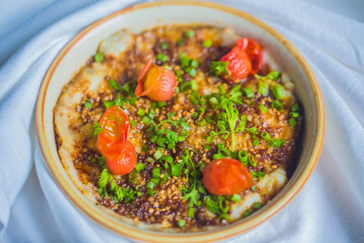 LIMABKC's tweet photo. Packed with nutrients &amp; flavours, this South American meal is your ultimate Sunday comfort food🍲🥄

#LIMABKC #Seafood #SundayMeals https://t.co/4ocklC2Ekw
