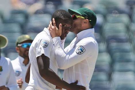 Blaq_chic's tweet photo. I want a Bae that looks at me the way Du Plessis looks @ Rabada..  #SAvsIND https://t.co/AawOLFOf1a