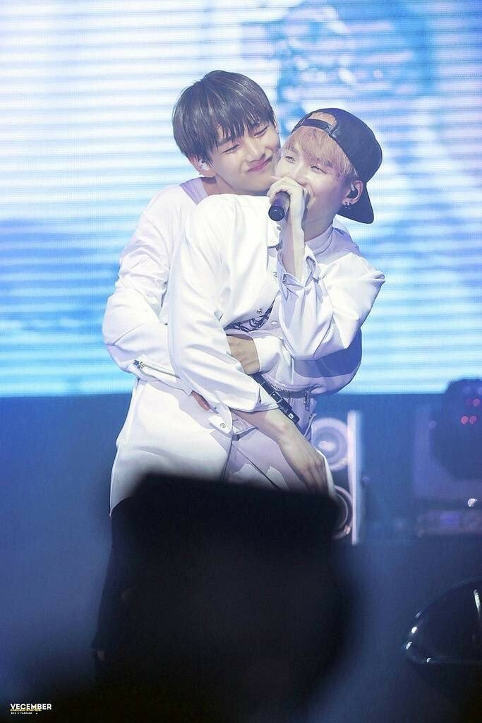 3CTlu3MKblNXIXV's tweet photo. ✡チング探し✡
初タグです！

❃テギよりAll

❃千葉ARMY

❃韓国語勉強中✒

❃仲良くしてください！
#BTS
#防弾少年団好きな人と繋がりたい
#ARMYさんと繋がりたい 
#armyさんと猛烈に絡みたいのでRTしてくれた方フォローします https://t.co/e6Pt05TsC4