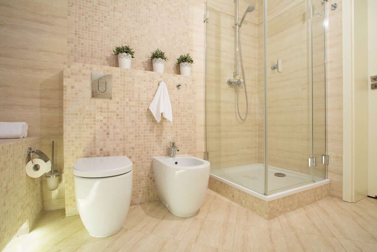 hmhconstruct's tweet image. The bathroom is one of the most used rooms in the home. It sees the most action and it also serves as a focal point for design and style.  #property #cleaning #home #Design #bathroom #remodel #bathroomremodel #bathroomreno #bathroomredo #bathroomdecor #interior #interiors