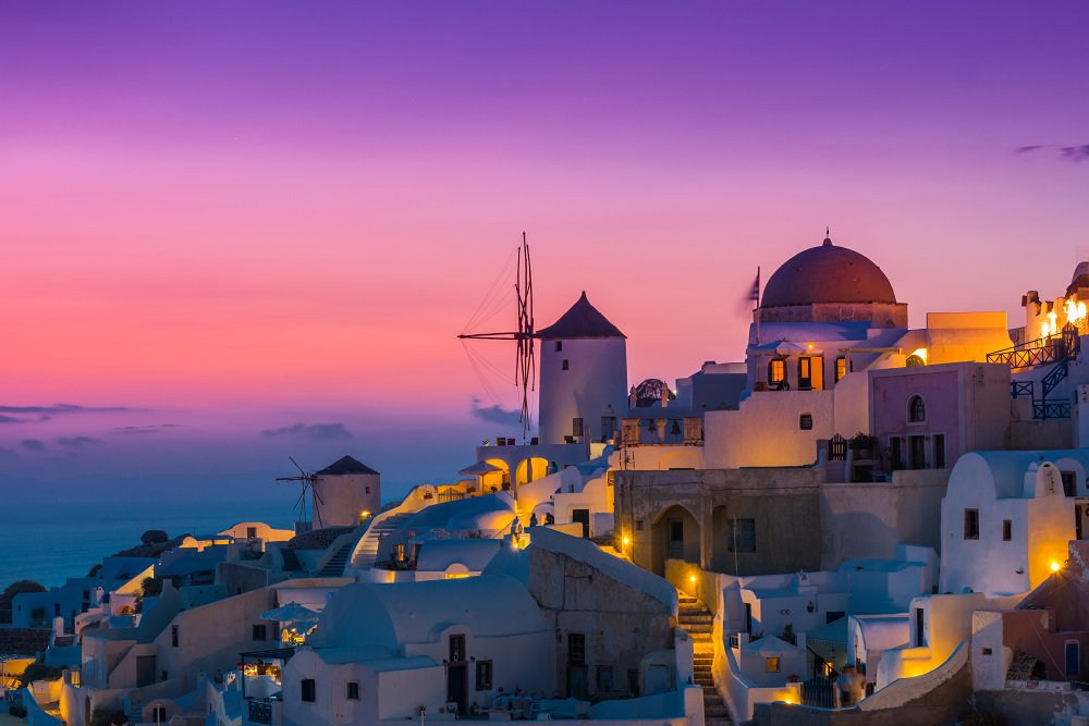 CruiseHolidayie's tweet photo. 7 night #GreekIsle Fly/Cruise from only β¬1019pp! Includes: Return flights & 7 nights on board #RoyalCaribbeanβs #RhapsodyoftheSeas. Based on 2 sharing. Travel 17 Nov 2018. Ref:615048. 01-8173562 https://t.co/WIuBito0ZB