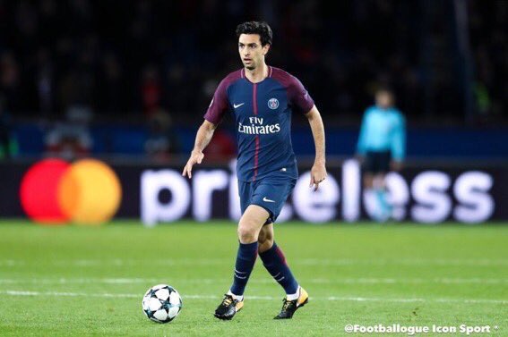 Footballogue's tweet photo. [#Décla💬] Pastore : "J’aime le PSG, je ne ferais jamais rien de mauvais envers ce club. Je devais régler des soucis personnels. J’étais le premier à croire en ce projet et croyez-moi, j’étais et je lui serai toujours fidèle. Je ne changerai pas" https://t.co/qtIhkE5wp1
