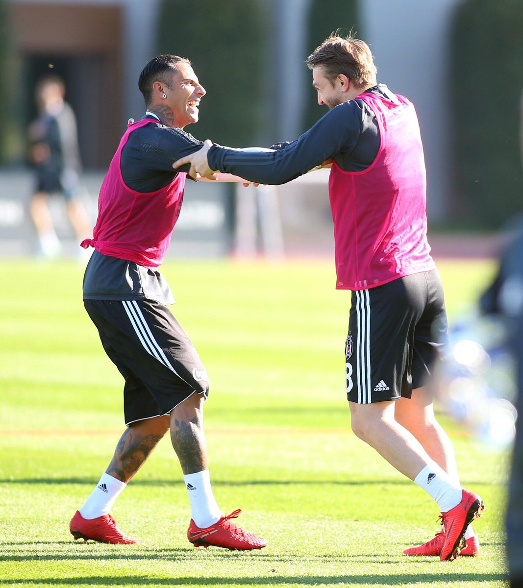 Beşiktaş Ailedir 😃👏🦅