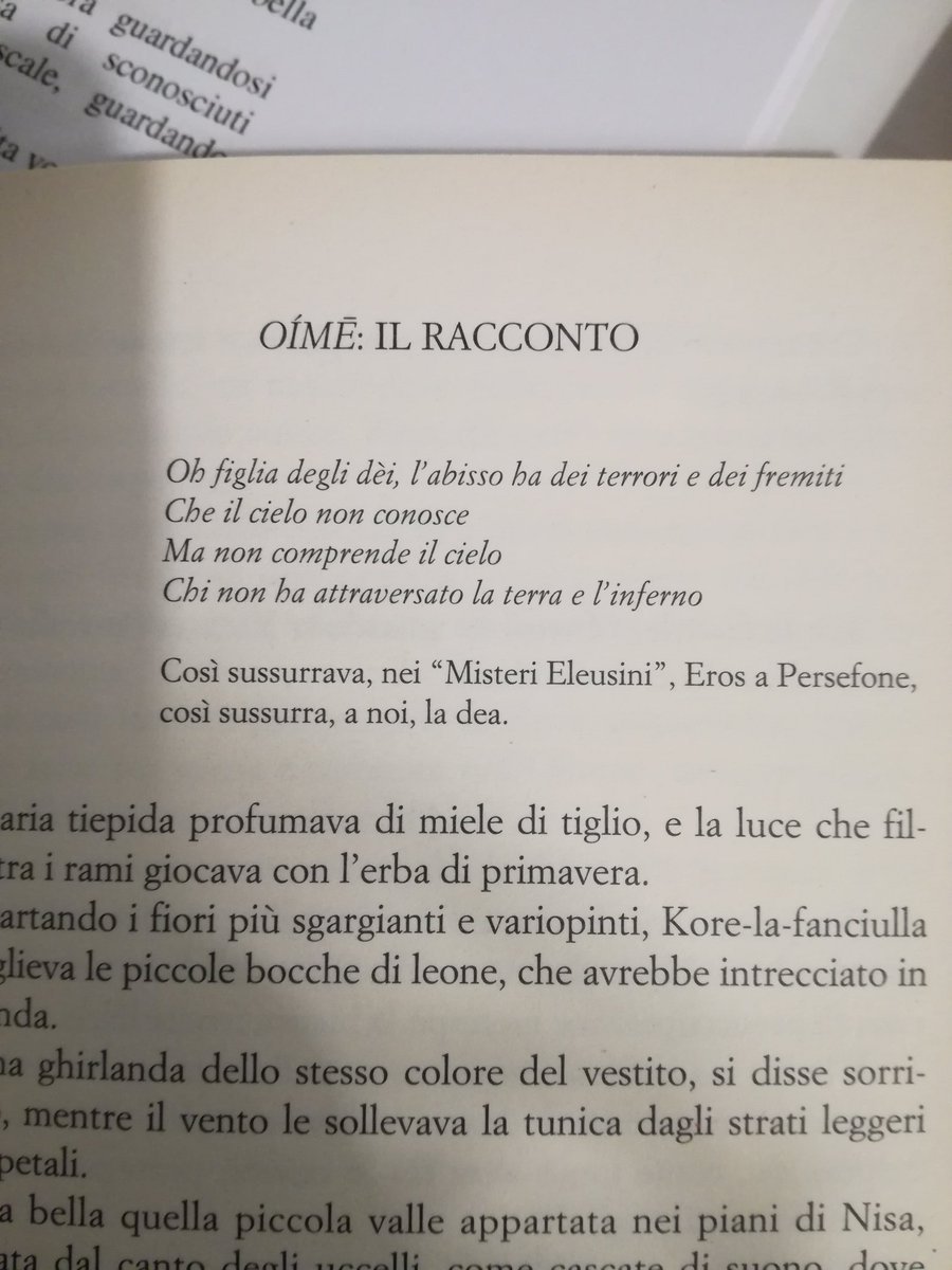 SciabicaSabrina's tweet photo. #vivalaLettura ''Non comprende il cielo chi non ha attraversato la terra e l'inferno'' #Persefone #Elda #Fossi Oggi #7gennaio o si va al museo o si legge! #DomenicalMuseo @CasaLettori #mito #musei #domenica #Roma #relax #sognaconme #Misteri #Eleusini https://t.co/EGG0RNIVV7