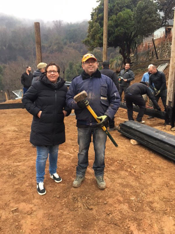mosca_paula's tweet photo. Avanzemu#TuttiInseme  
À fiancu à i nostri pastori https://t.co/eI52qMXBrv