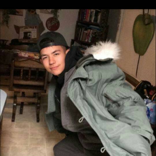 AutisticWar's tweet photo. 🙌 YASSS It's time for a great show OfficialMitchell:Starbadge grind #
https://t.co/VyPoanGpgS https://t.co/WxTRimJhFw