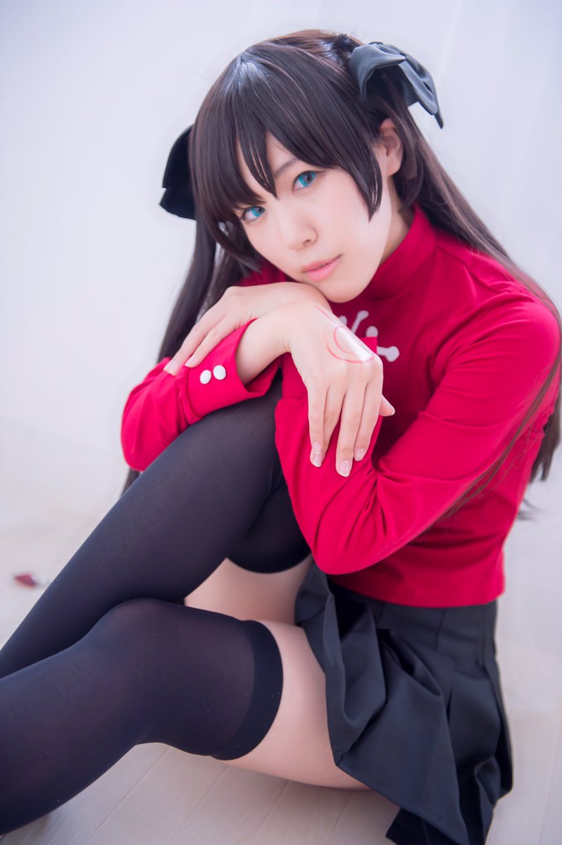 皆月なる もちもちふともも Fate Stay Night 遠坂凛 私 頑張るから あんたのようにひねくれたやつにならないように自分を好きになれるように頑張るから だから あんたも Photo コーさん Crashcoe ウィッグ Shotacさん Shotac T Co