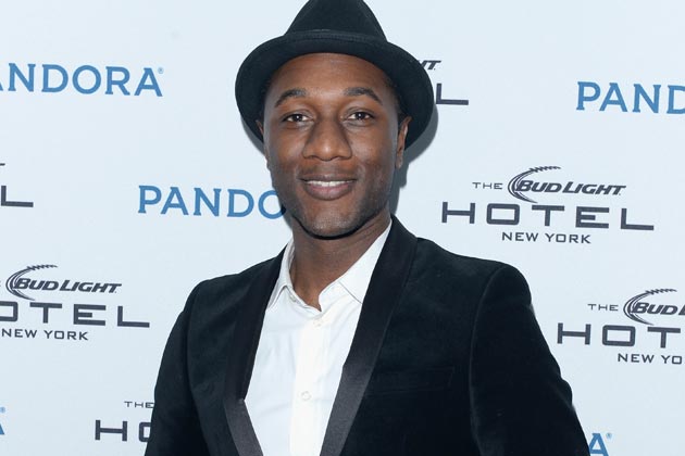 HAPPY BIRTHDAY ALOE BLACC! I NEED A DOLLAR    