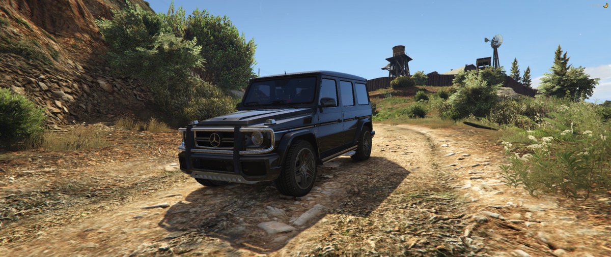 CaliStateRP's tweet photo. Replaced the Dubsta with this beauty! #FiveM #CSRP #GTA5 #GTAV https://t.co/hNOGZqwlbQ