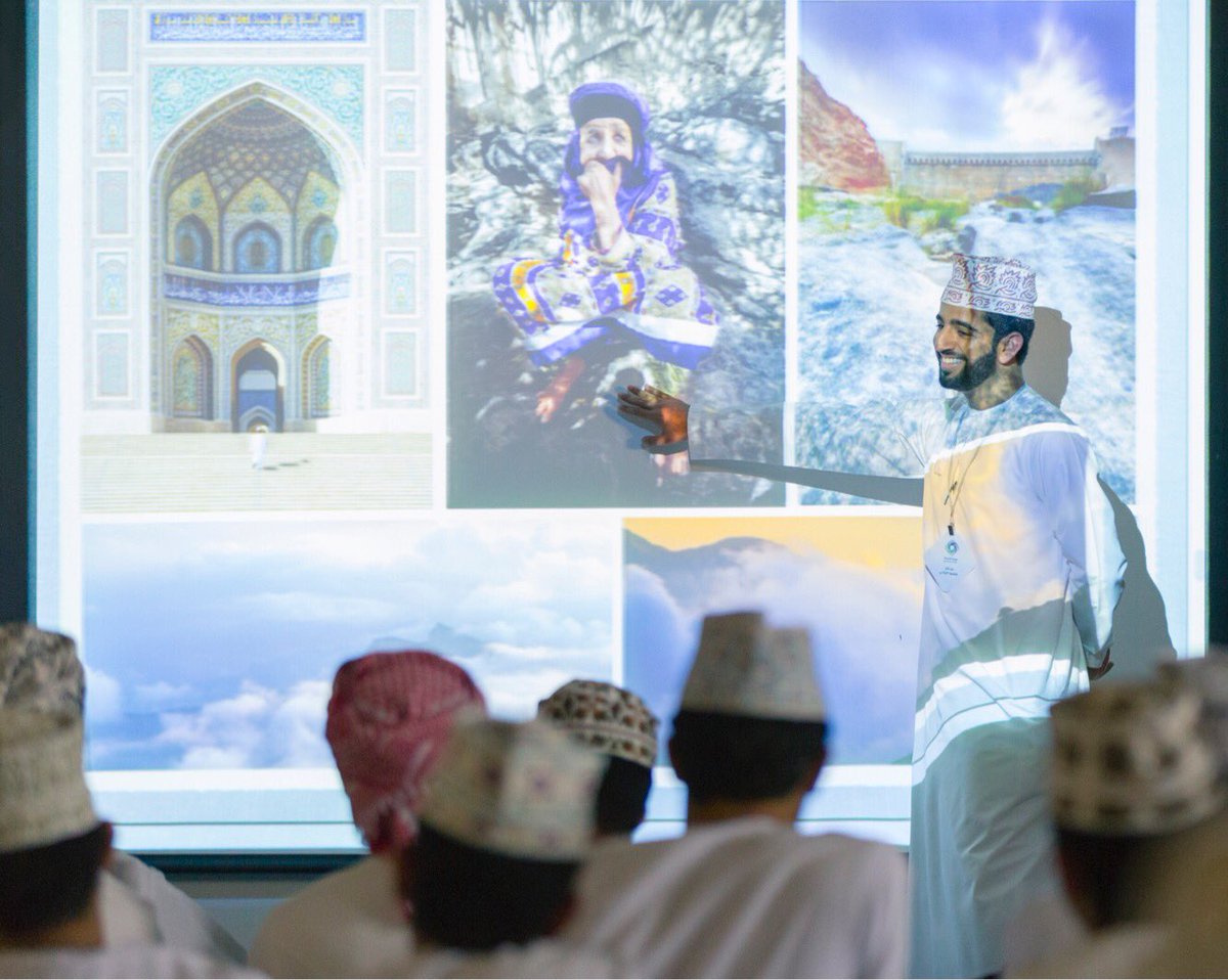 محاضرة الفن اتصال واسلوب 
تقديم محمود الرواحي 
<a href="/mahmoudalrawahi/">محمود الرواحي</a> 
#الورشة_التخصصية_23 
#التصوير_عالمك_الأجمل 
🔻