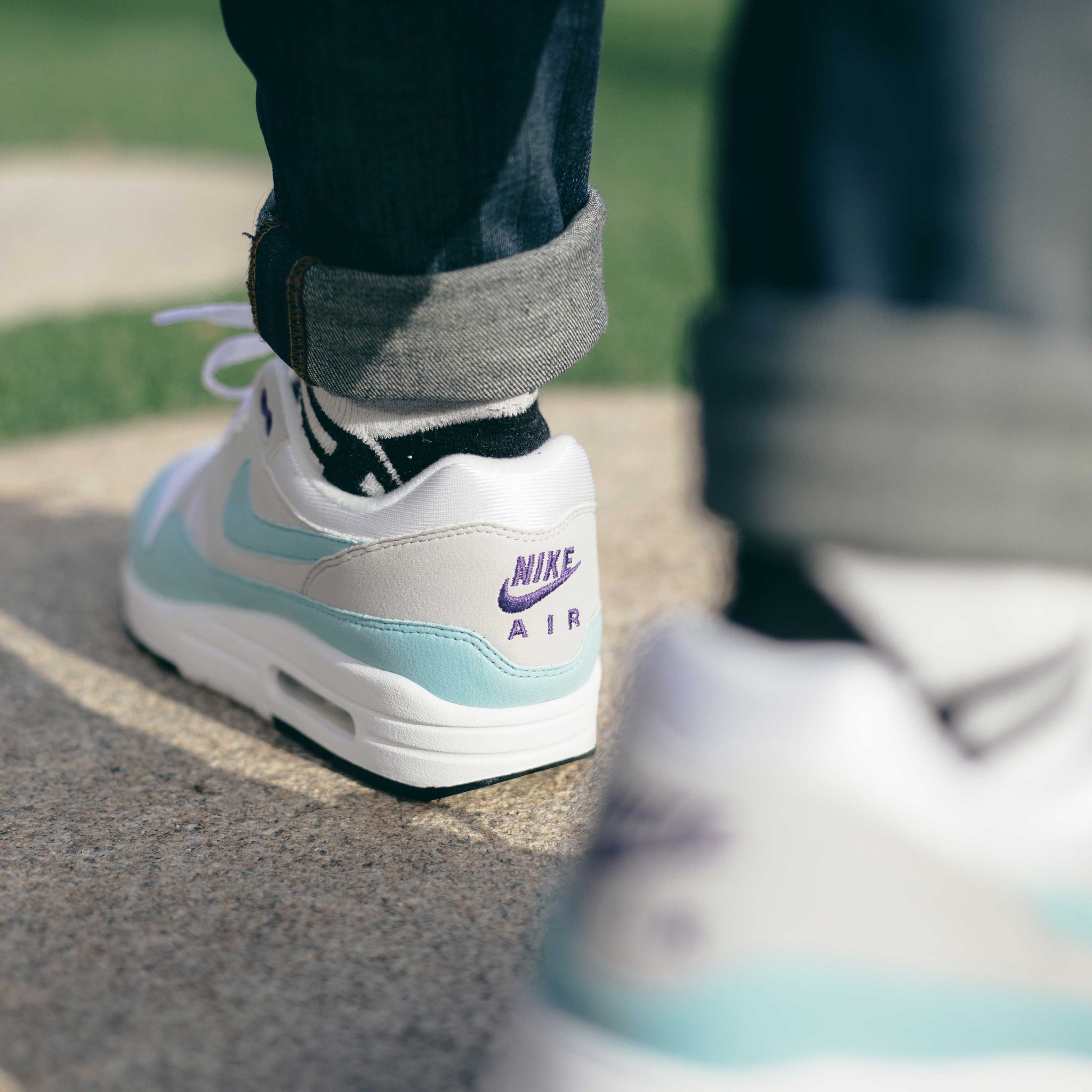 air max 1 aqua on feet