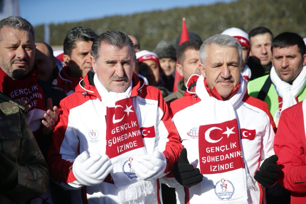 UABakanligi's tweet photo. Bakan Arslan, "Ge��mişimizi iyi bilerek sağlam gelecek kurma yolunda emin adımlarla yürüyoruz." #SarıkamışıUnutma
HABER: https://t.co/lA1H1fSc0L https://t.co/r3m5aaO4MB