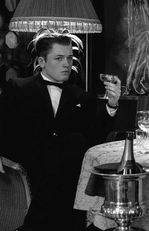 ᴍᴀᴅ ᴛᴇᴅᴅʏ sᴍɪᴛʜ.
ɴᴇᴡ ᴀᴄᴄᴏᴜɴᴛ, ɴᴏᴛ ɴᴇᴡ ᴛᴏ ʀᴘ.

ᴠᴇʀʏ ғʟᴇxɪʙʟᴇ ᴄʜᴀʀᴀᴄᴛᴇʀ, 
21+ ʏᴇᴀʀs,
sʜɪᴘ ᴡɪᴛʜ ᴀɴʏᴏɴᴇ, 
ᴍᴠ,

ʀᴇᴛᴡᴇᴇᴛ ᴍʏ ʟᴏᴠᴇʟɪᴇs.