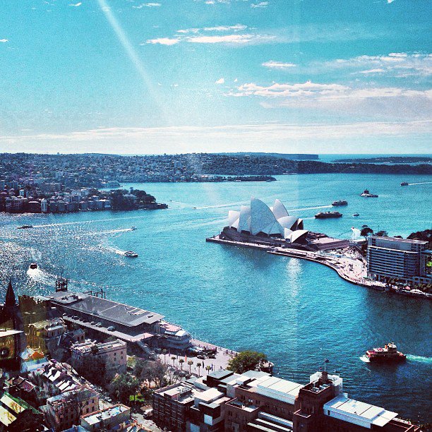 GossipRoomOff's tweet photo. Aujourd'hui, avec une température s'élevant à plus de 47°C, la ville de Sydney en Australie est le point le plus chaud sur terre ☀️🌡️🇦🇺 https://t.co/coGyHl8Tag