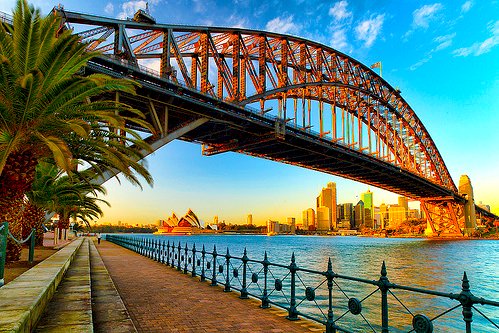 GossipRoomOff's tweet photo. Aujourd'hui, avec une température s'élevant à plus de 47°C, la ville de Sydney en Australie est le point le plus chaud sur terre ☀️🌡️🇦🇺 https://t.co/coGyHl8Tag