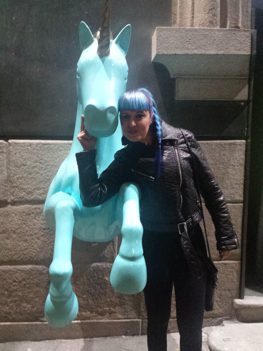 davicatvampire's tweet photo. #unicorn #unicornio #love https://t.co/pWsnhrF2j6