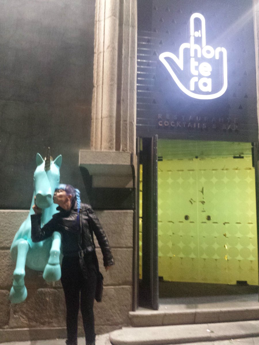 davicatvampire's tweet photo. #unicorn #unicornio #love https://t.co/pWsnhrF2j6