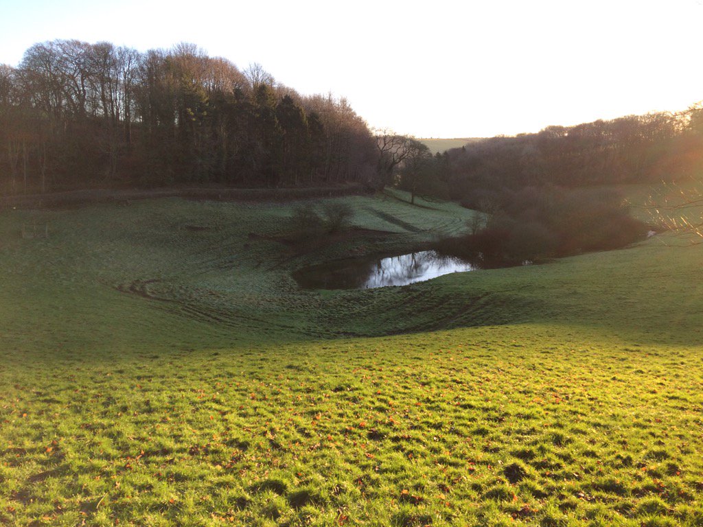First flapjack stop of 2018 at my fave running view. Chilly but looking good in the morning sun #ukrunchat #Yorkshire