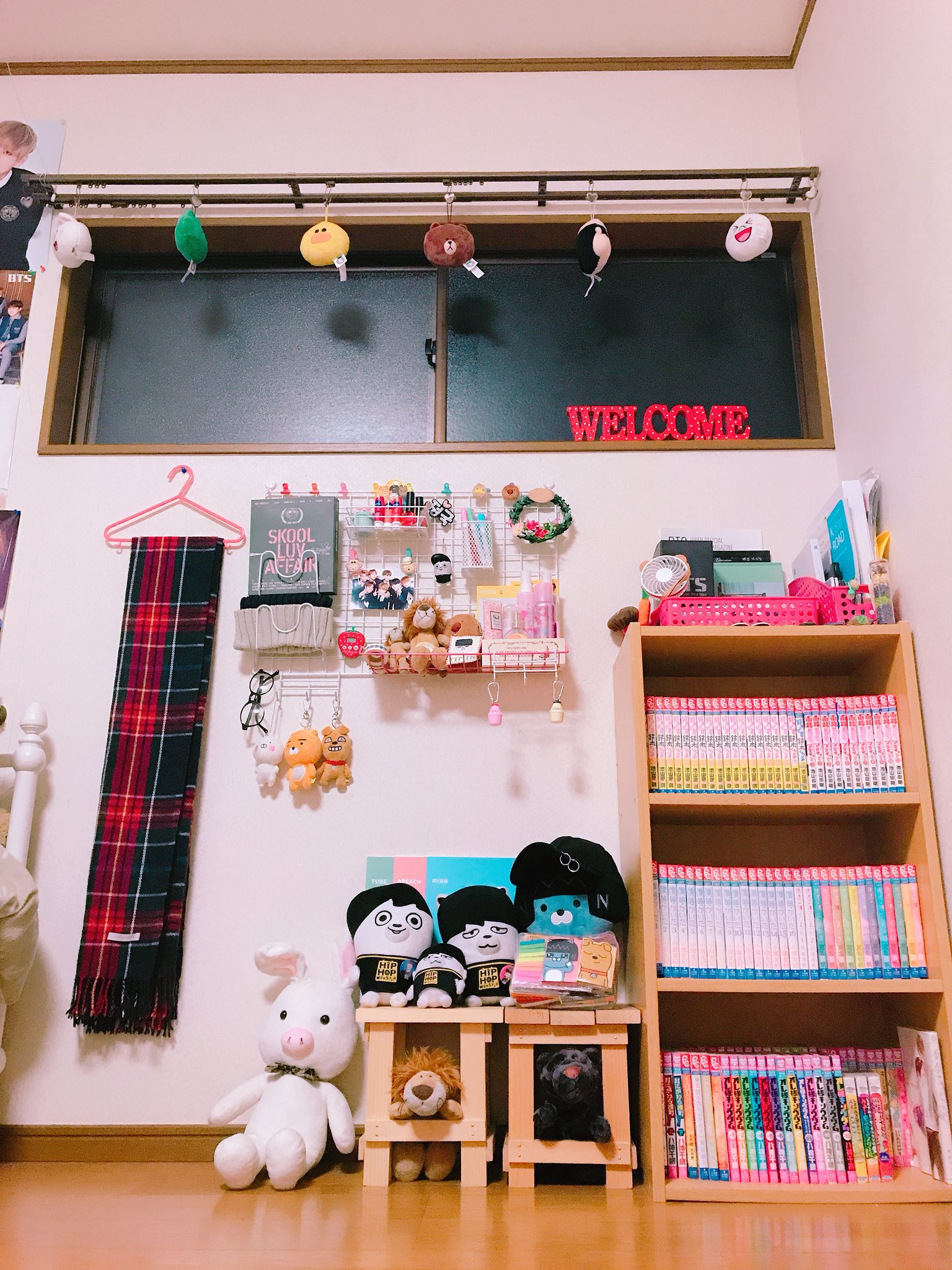 こころ 정국 掃除 My Room 掃除しました いらないポスターも省いて纏めました 100均で買ったワイヤーネット使って韓国の塊作った 前から作ってみたかったオルチャン部屋に近づけたかな T Co 5c4ltlnbff Twitter