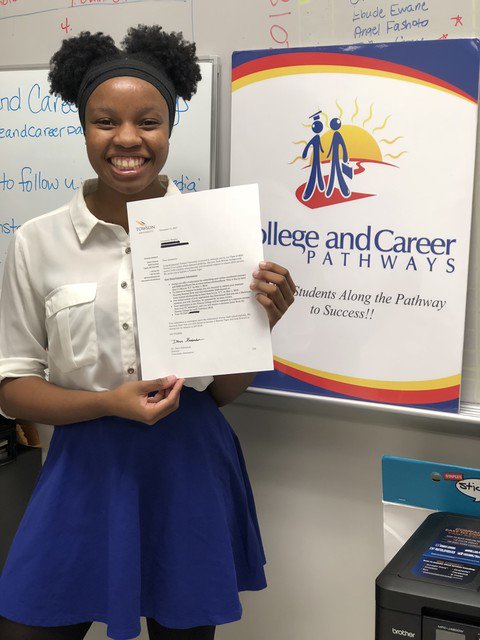 ccpathways's tweet photo. Congratulations to AnnMarie on her acceptance to Towson University! She is COLLEGE BOUND! 🎓🎓😊😊👏🏾👏🏾 @TowsonU @AdmissionsatTU #FutureLawyer #ccpstudents #CCPDoingBigThings #soproud #ccpathways #collegedreams #collegeready https://t.co/vI4iyCjlc1