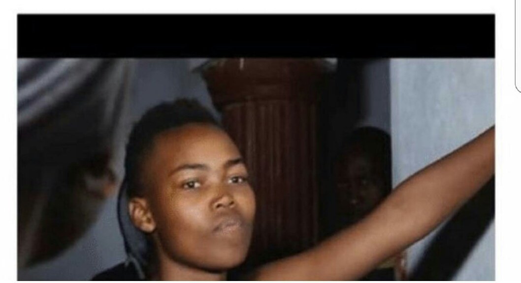 IamMiss_Sam's tweet photo. Hay shame uzodla ma beats u sister cause akusetshenzwa kulabo mfo #DateMyFamily https://t.co/XbDOSufKQe