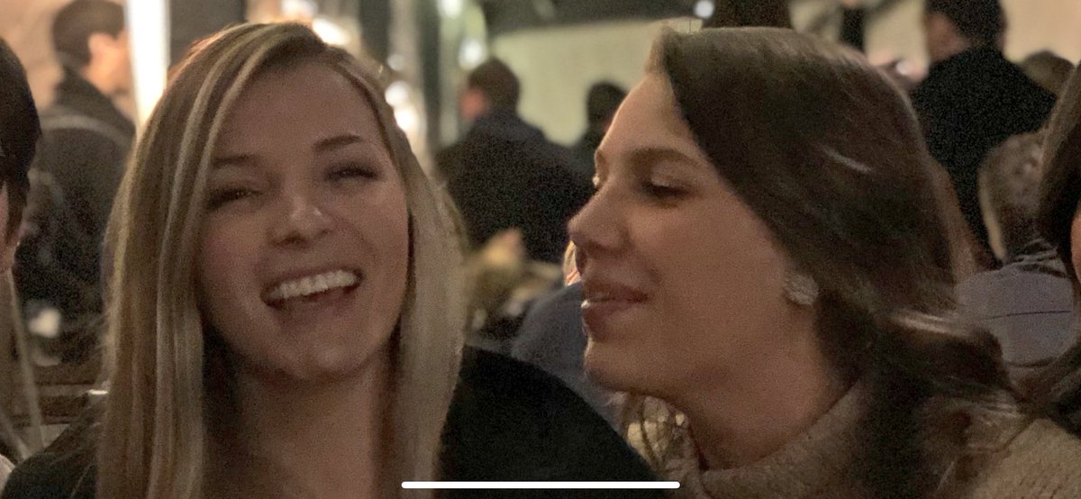 mandaatweets's tweet photo. Get you someone who looks at you like @m_stockslager looks at me https://t.co/qVMMsIHZ3k