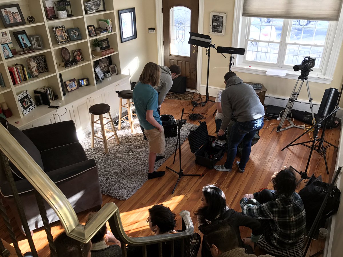 Setting up for our #citylifestream. Click this link to tune in at 10:30 am! youtube.com/watch?v=ztGrib…