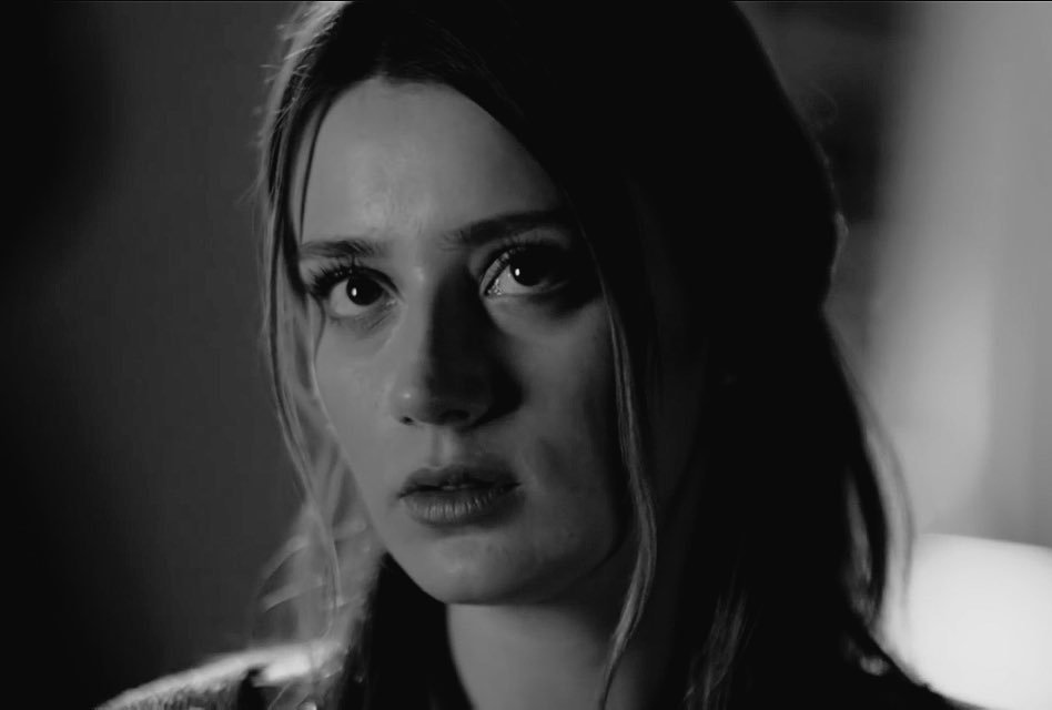 miyymira's tweet photo. #Tb 🖤🤤 Sizi özledim #karaseva #BurakOEzcivit #gizemkaraca https://t.co/lvnxcYeOB4