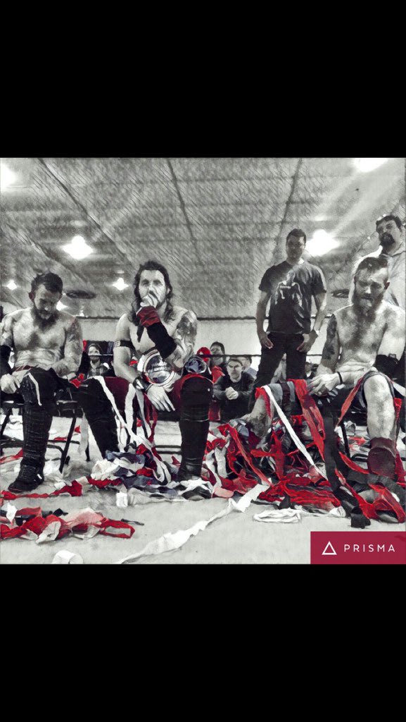 StiffRoboGinger's tweet photo. It's crazy to think that myself and @DaveyVega85 @TheDirtyRook have become the faces of the #STLScene. No matter were we go or what we do #STL will always be home. Who's next to take over?? 🤔 #Anarchy #Thanks #GaryJayMovement👊🤖 https://t.co/d64FHr3nwa