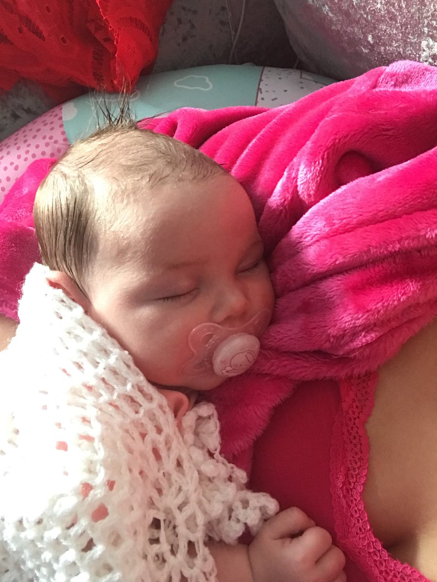 JennMcManus_'s tweet photo. Our baby is finally on the mend. Snuggle cuddles are the best ever! ❤️ #PrincessValentina https://t.co/LO6WBFNJTD