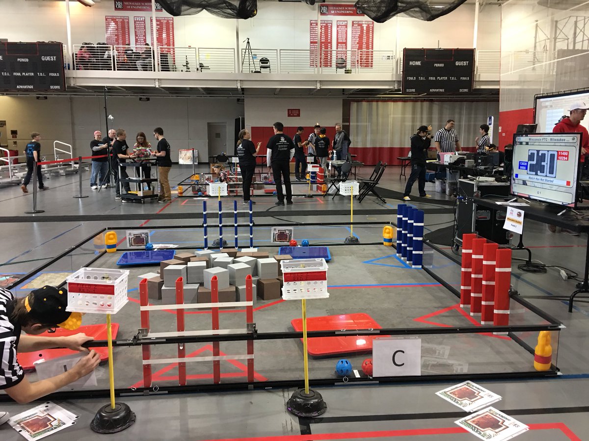 Milwaukee FTC qualifier is in full swing! Come check it out at the MSOE Kern Center today! #omgrobots
