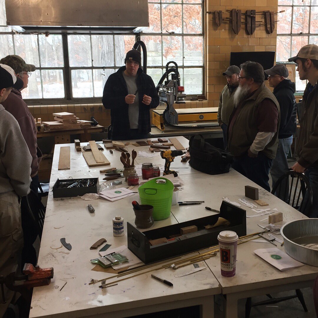 SamBWoodShop's tweet photo. Day 2: Knife Making 🔪 let’s get a handle on these puppies! #knifemaking #woodworking #fancywood #sharpstudents https://t.co/UelEzMIUJR
