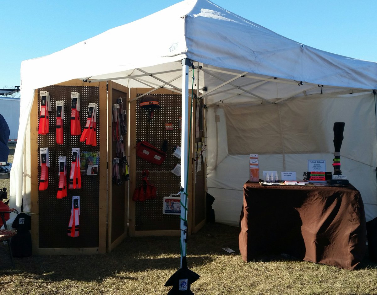SafeLdy's tweet photo. Open today for the show at #CanterburyShowgrounds in Newberry,  Fl
#EquestriSafe #horseid  #horses # dressage #horsesafety 
#horsebloggers https://t.co/m2LPXsodyd