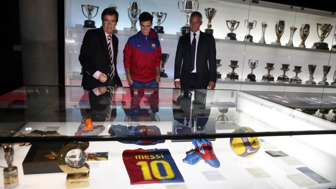 View image on Twitter