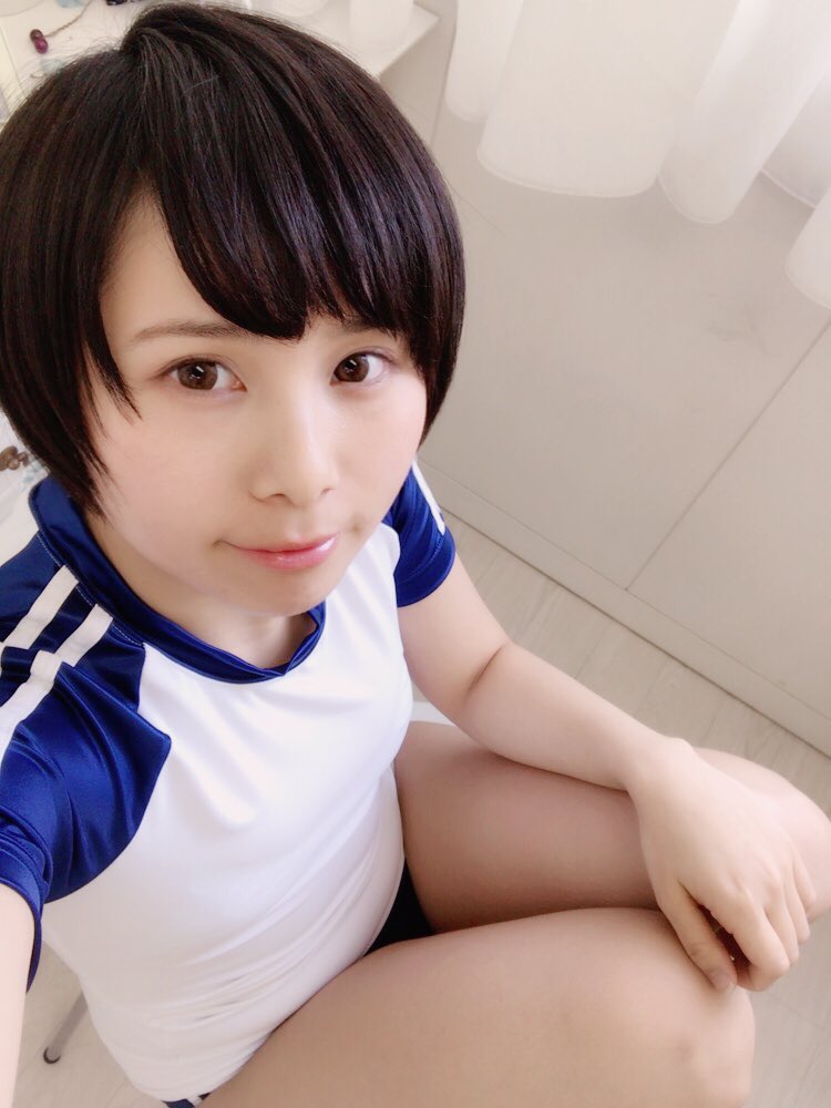 さくらこ みんなの初孫 Twitterren こんばんは さくらこです 髪伸びるの早い人はエロいってウワサ 夜更かしすると髪伸びる の早まることが証明されてて たしか 夜遅くまで何やってるの的な意味でそうなったらしいよ うしじまいい肉さんのブランド