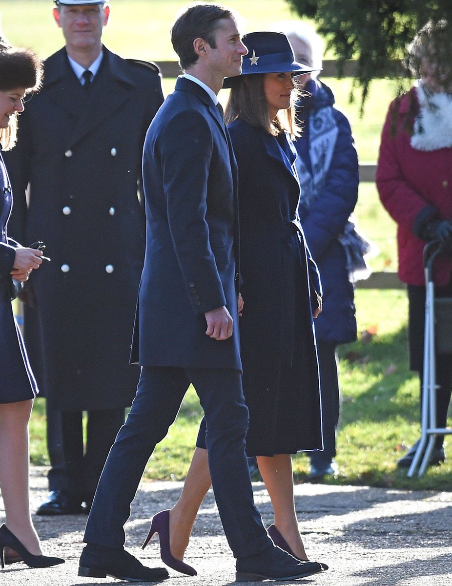 Pippa Middleton spotted looking gorgeous in our blue Clarendon coat via <a href="/Telegraph/">The Telegraph</a> telegraph.co.uk/news/2018/01/0…