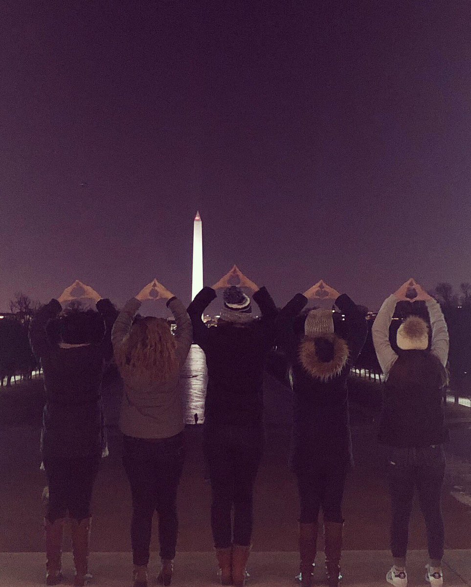 PhiSig_Salem's tweet photo. We hope our sisters had a wonderful time at the Leadership Conference in DC💙 #PSSLC2018 https://t.co/3CfHk68Lzw