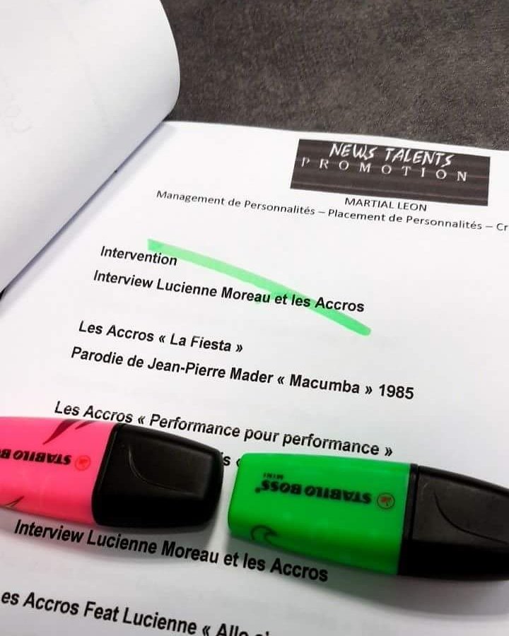 generation_8090's tweet photo. @NEEDRADIOFRANCE  @luciennemoreau @LeonMartial @ClaireRatzki  le titre actuel: Performance pour performance est la parodie de quelle chanson très connue des années 80? 
Une compil 80 à  gagner! 

0970 446 123! 😜 https://t.co/7NHTTVfH61