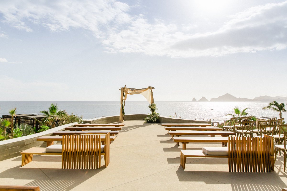 elenadamy's tweet photo. Here's our idea of a #WinterWedding #CaboStyle! Pic by @srichardsonfoto #ElenaDamyWeddings #CometoCabo #CaboWedding https://t.co/O83MslxdjD