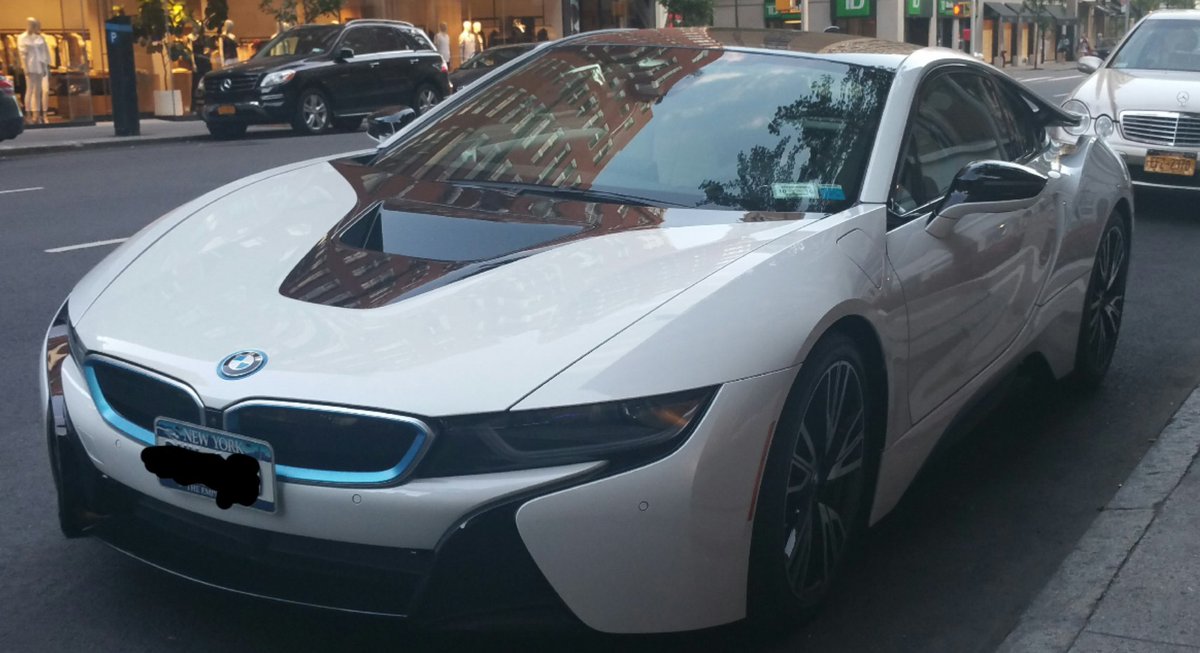 revlanecars's tweet photo. #CarsNYCStreets car culture is strong, NYC is not a car friendly city yet there are tons of classic, collectable, exotic and just interesting cars all over the place. https://t.co/pD5BSPY2tV